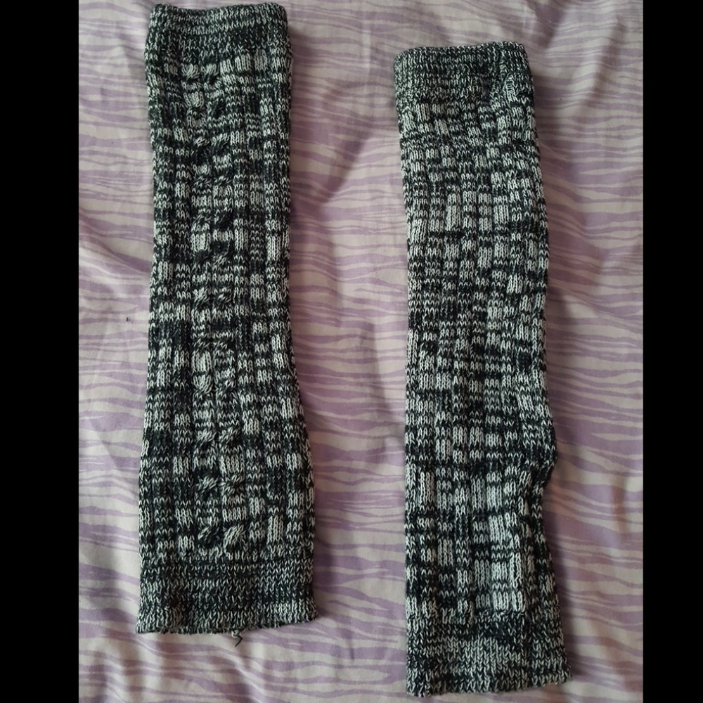 Black & Gray Leg Warmers